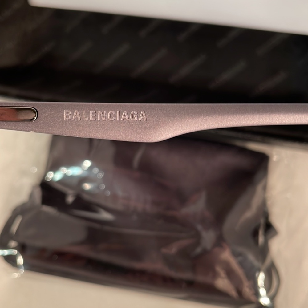 Balenciaga Sunglasses - Picture 4 of 7